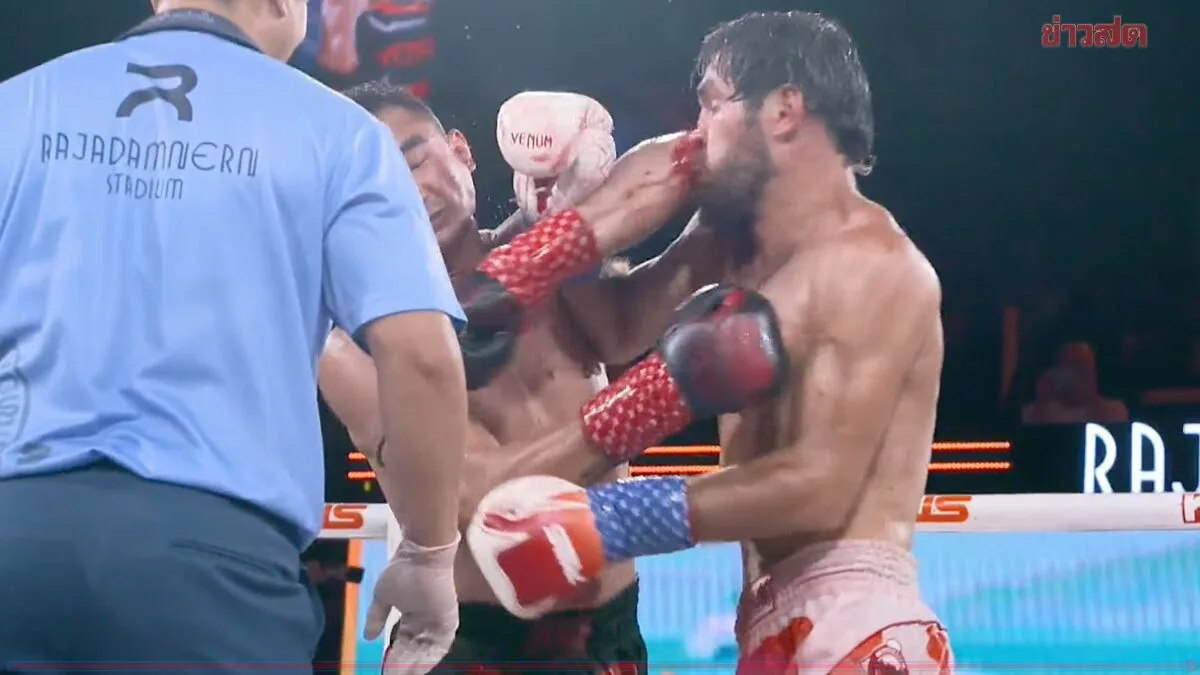Petcharamek Bangmat Klong Toey Cuts Slim Khan with Elbow, Wins TKO Round 4 to Defend Rajadamnern Middleweight Title at RWS April Inferno
