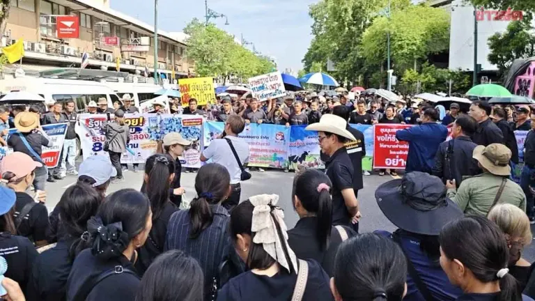 Dairy Farmers Storm Government House Over Milk Crisis
