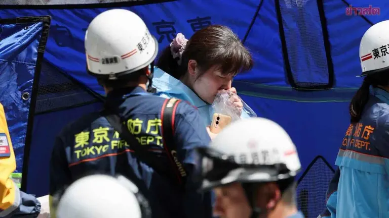 Mystery Man Sprays Unknown Chemical in Luxury Shopping Mall in Tokyo's Ginza District, Injures 20-25 People