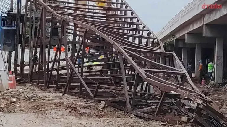 Worker Killed When Pile Driver Collapses On Rama II Road