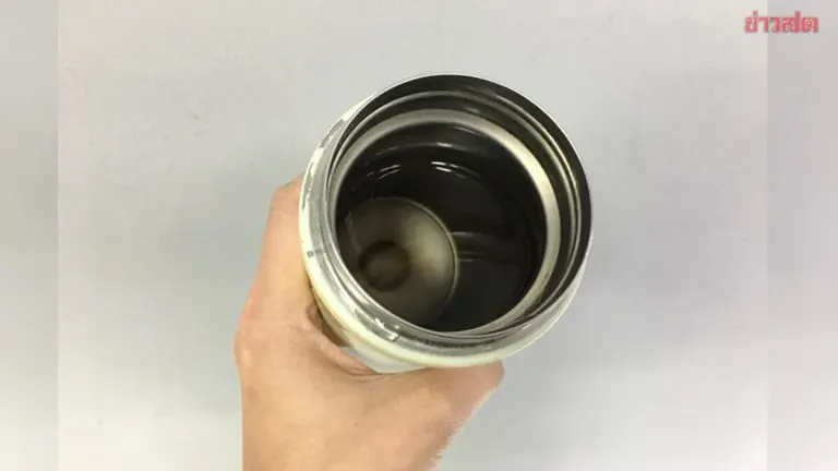 Japanese Thermos Maker Warns Against Storing Certain Drinks