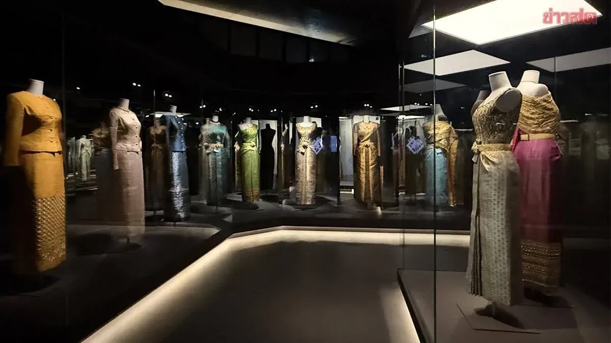 Historic First: 'Royal Thai Dress on the World Stage' Exhibition Opens in Paris