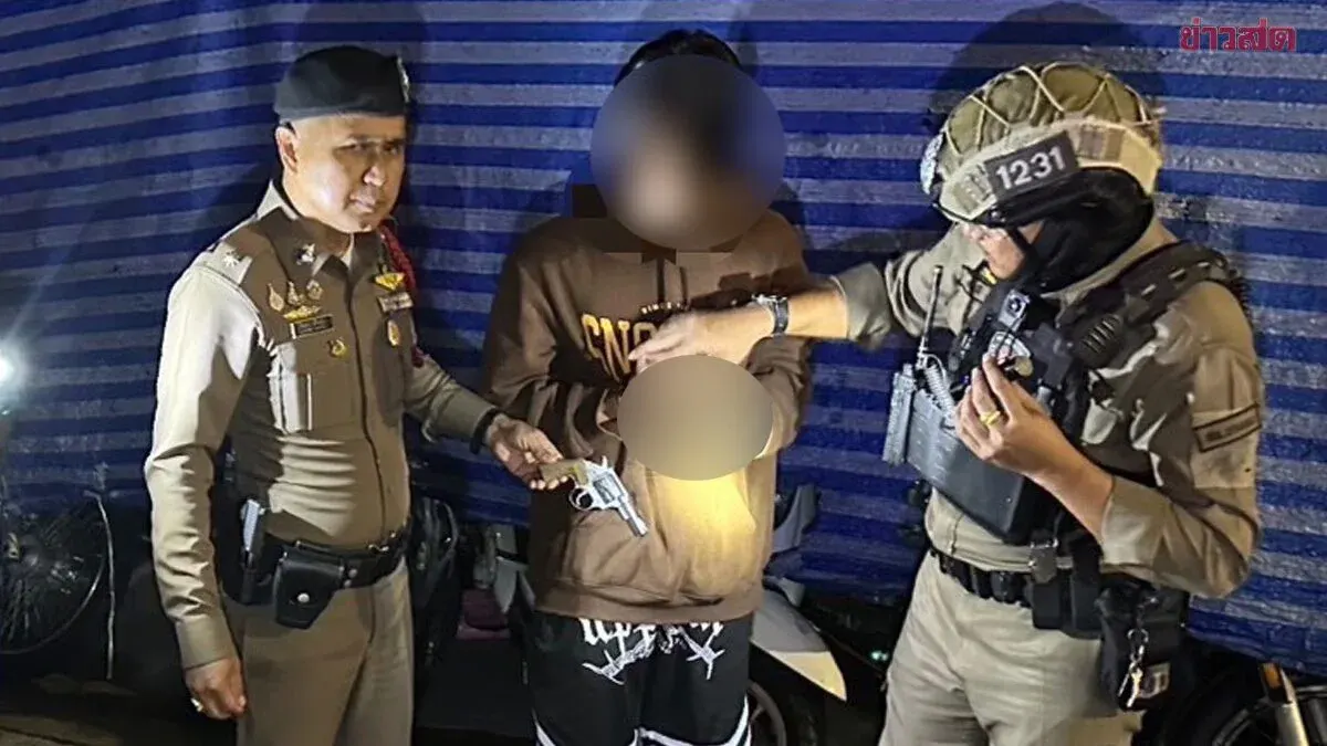 Teen Arrested With Illegal Gun on Bangkok Street