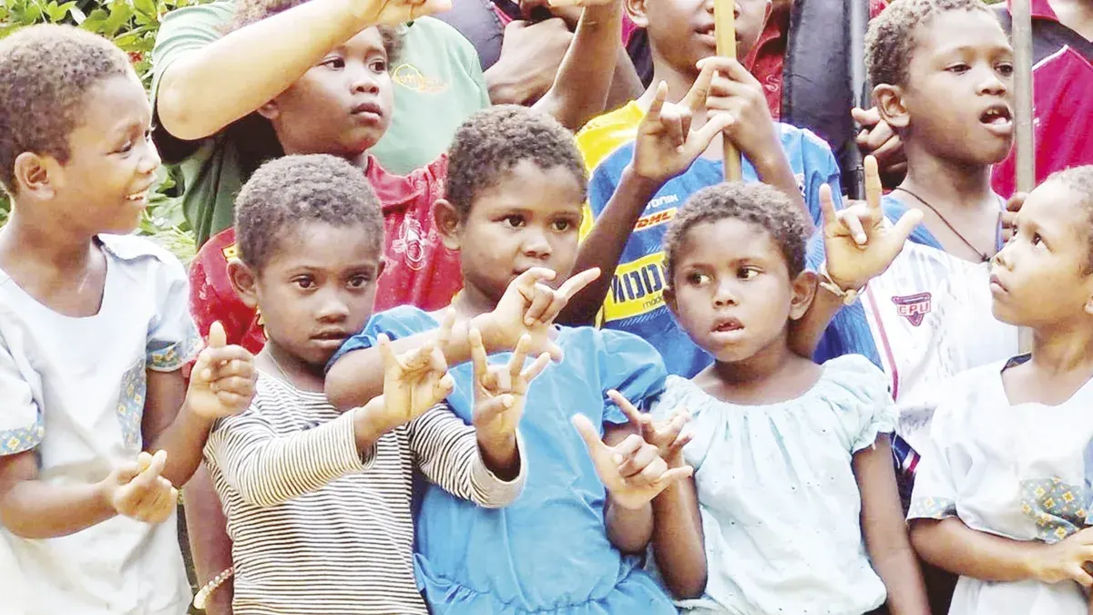 Fresh from Youth – 'Tub' Enters the Classroom: The Way of the Mani Youth