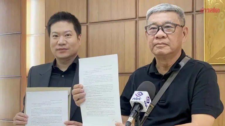 Somchai Demands Electoral Commission Release 20 Documents on Ballot Barcode Issue, Threatens Countersuit for Defamation