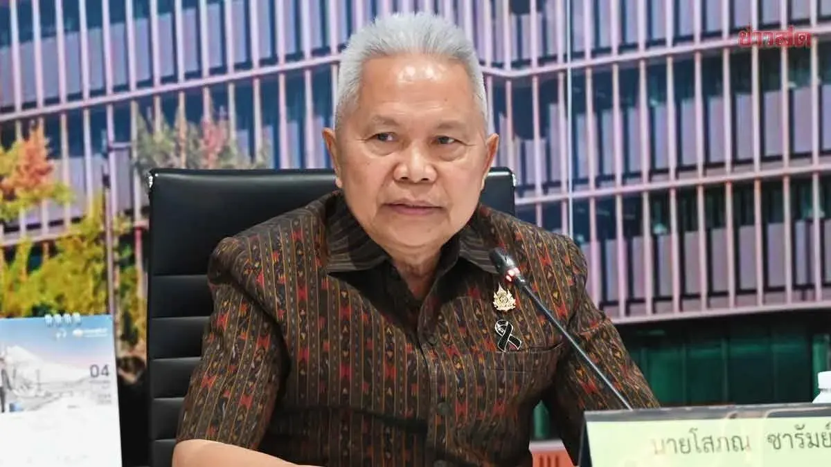Sophan Reveals 18% Budget Cut for 2570, Orders Committees and MPs to Halt Foreign Study Trips