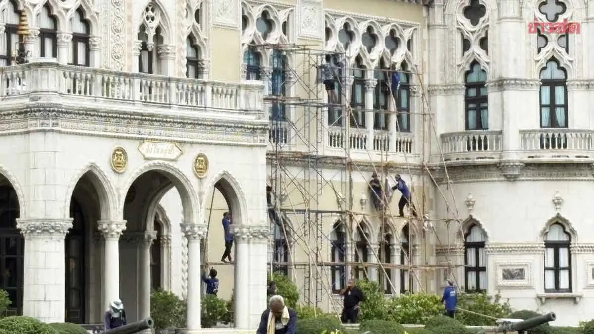Fresh Coat for the Rainy Season: Government House Rushes Repairs to Thai Twin Towers Building During Anutin's France Trip