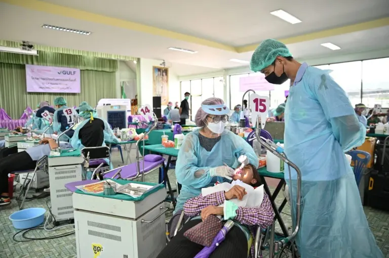 GULF Brings Free Dental Care To Ayutthaya