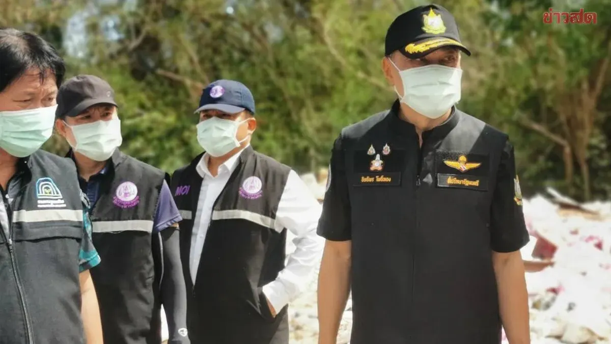 Pollution Control Officers Inspect Data Center Construction Waste Dumping