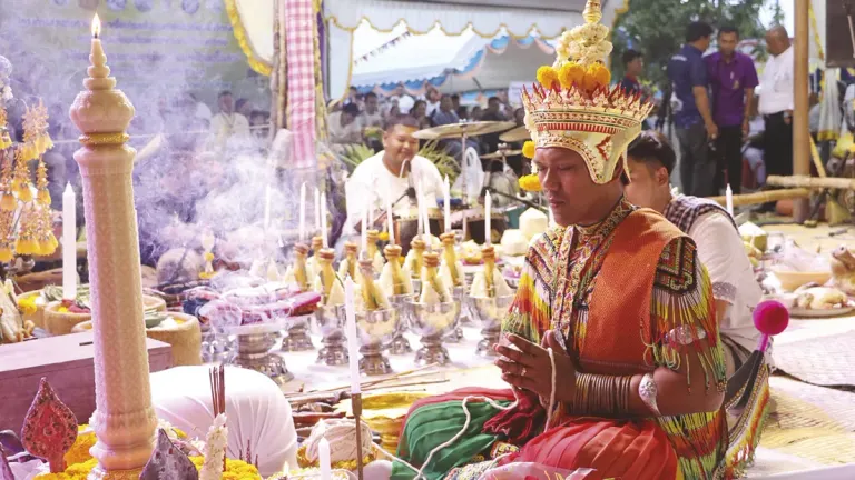 Come Together for the Nora Teacher Ceremony at Wat Tha Khae – Celebrating Southern Thai Performing Arts and Culture