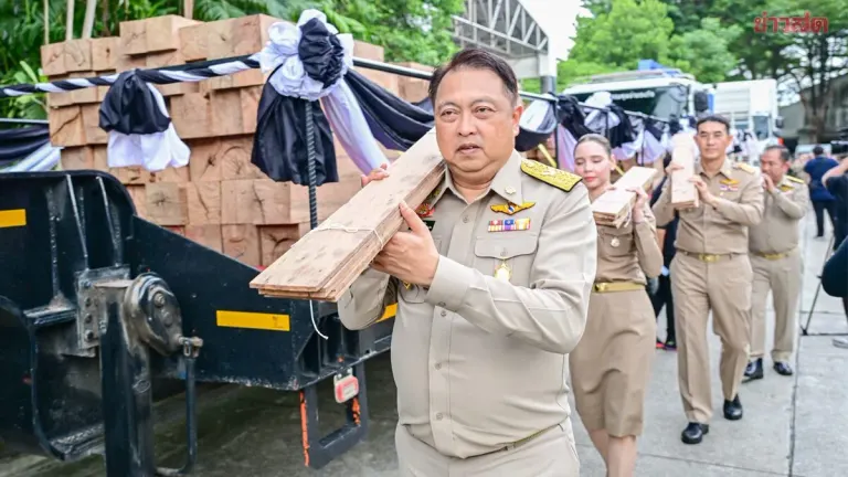 Thailand Delivers Sandalwood for Royal Cremation Ceremony