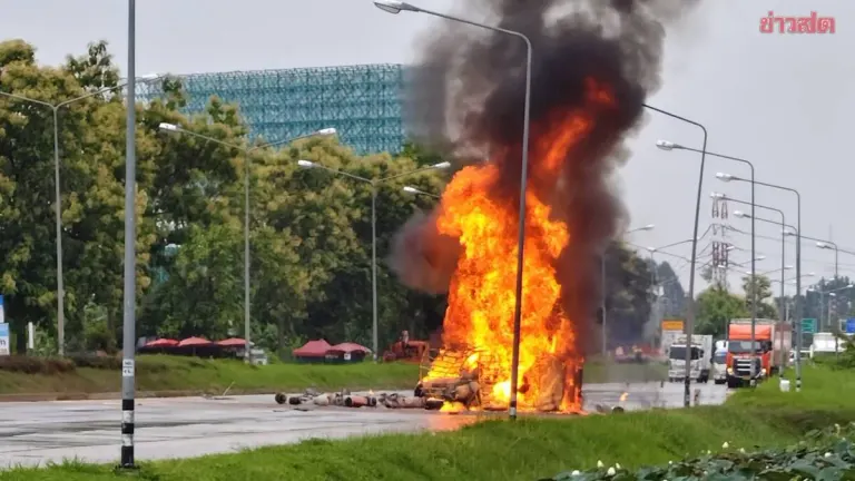 Gas Truck Overturns, Catches Fire on Chiang Mai Highway