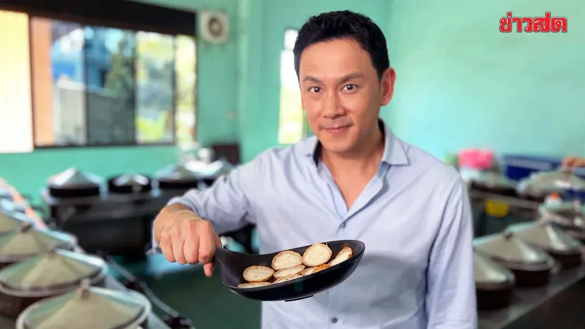 Fluke Kriangkphol Highlights Phrae’s Unique 56-Stove Khanom Kok Spot