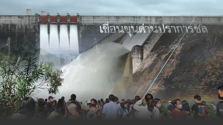 Officials Debate Authority Over Dam Operations During Flood Crisis