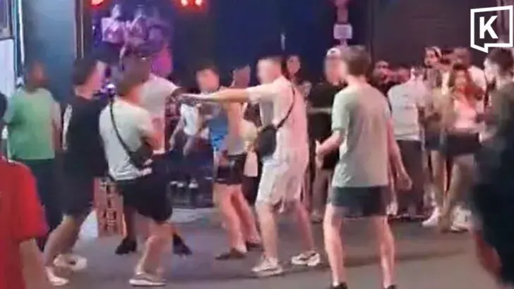 Foreign Tourists Brawl in Patong's Soi Bangla