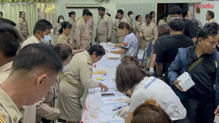 Ang Thong Officials Close Meeting Room, Conduct Drug Tests on Village Leaders Following Parliamentary Discussion