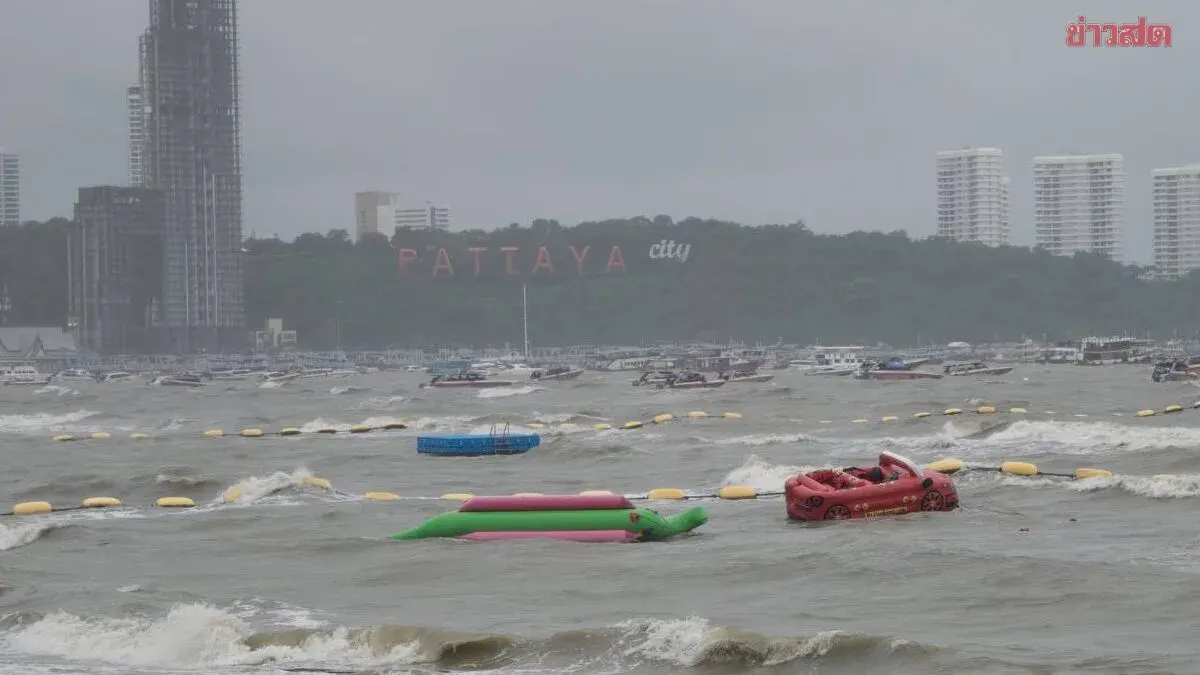 Strong Winds Batter Pattaya, Red Flag Raised, Six Boats Grounded