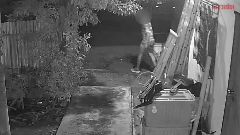 Woman Runner Stalked to Home by Indecent Exposer