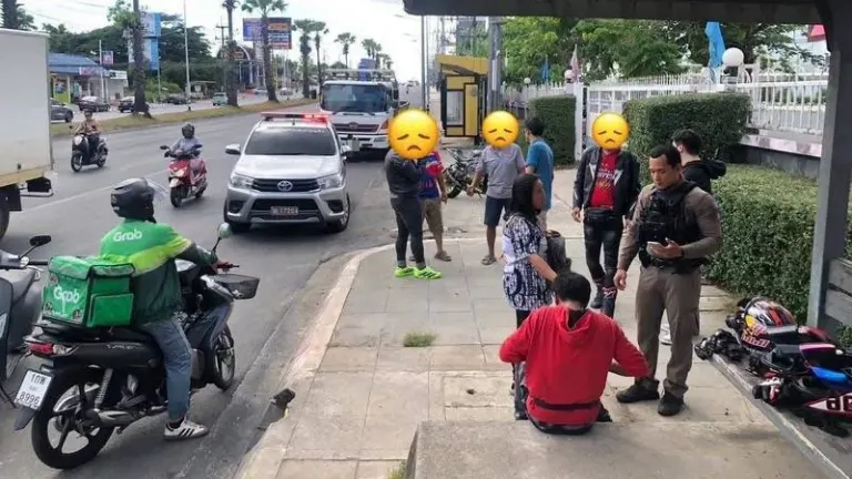 Motorbike rider stabbed in Koh Kaew road rage