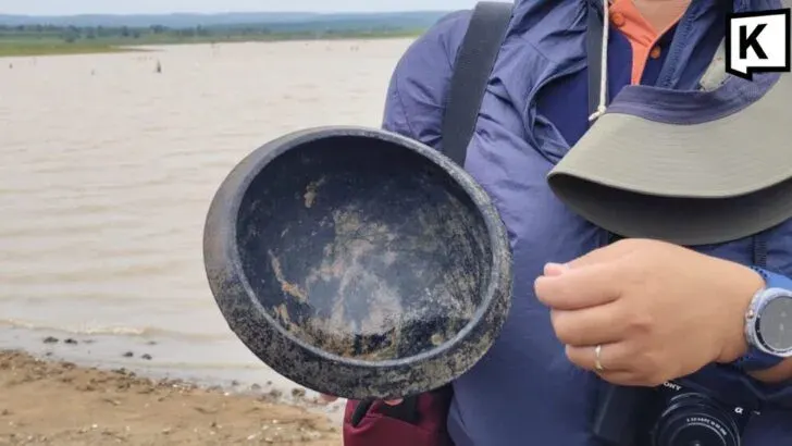 Ancient Burial Mound Found at Receding Reservoir