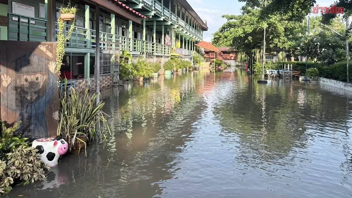 Heavy Rain Floods Seven Districts in Phichit, 274 Homes Submerged