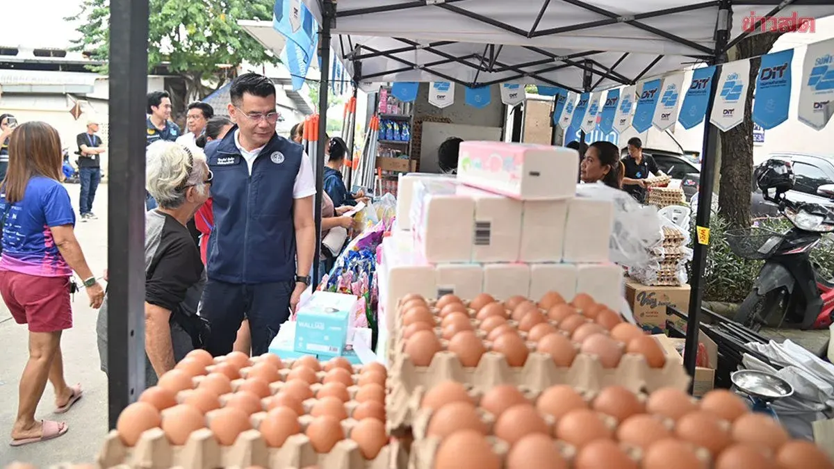 Commerce Ministry Opens 20 Flood Relief Discount Points Across Bangkok