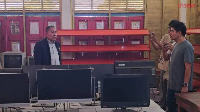 Teacher Suspended After Viral Video of Abuse in Computer Lab