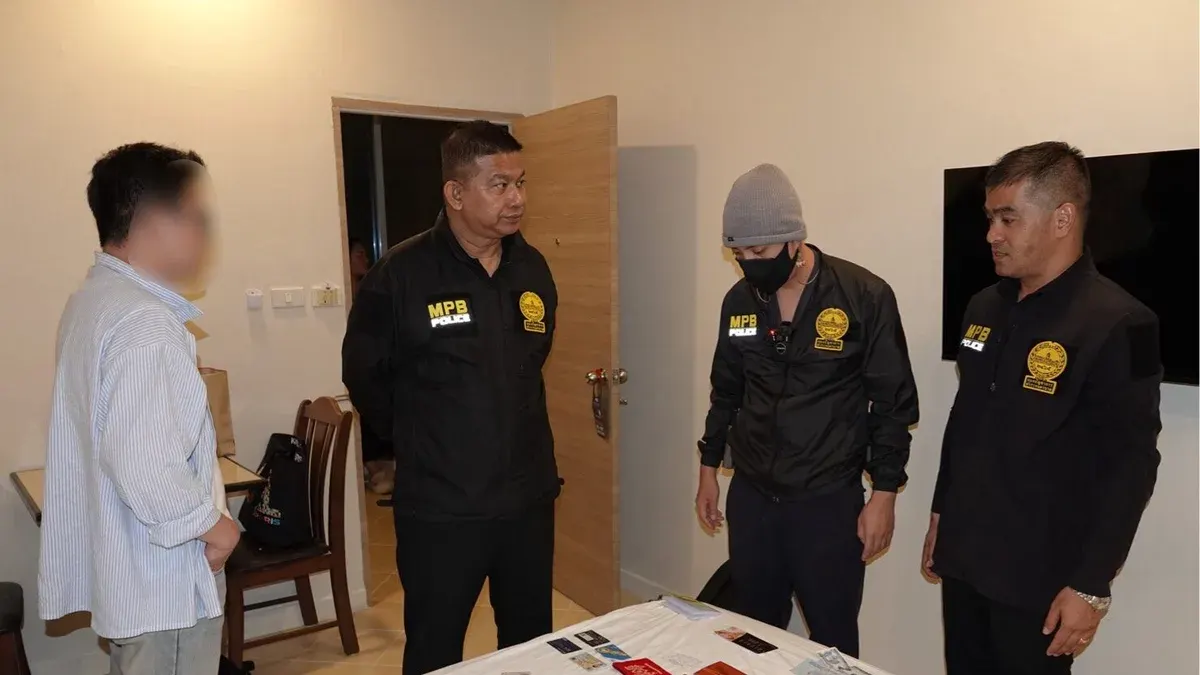 Police Dismantle Vietnamese Call Center Gang, Seize Gold and iPhones