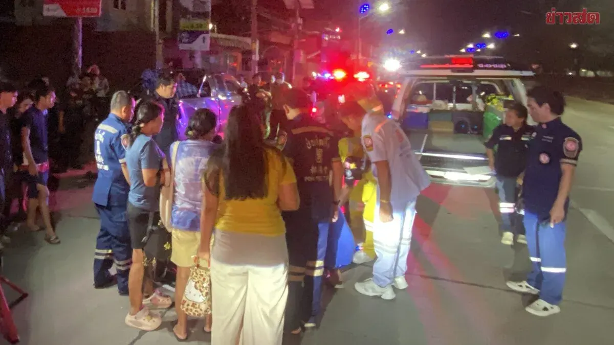 16-year-old fleeing teenage gang on motorcycle crashes into parked pickup truck and dies after being chased with machetes