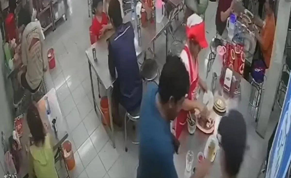 Foreign Short Change Artist, Possibly Indian, Targets Phuket Shops and Brings Police Attention