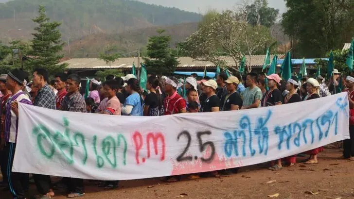 Over 400 villagers rally against fluoride mining project in Mae Hong Son
