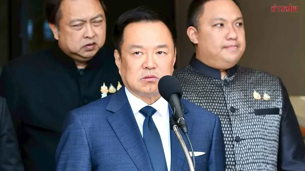 PM Vows to Pursue Local Exam Cheating Scandal to the Top