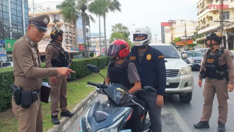 Driver, 19, Held After Friend Fatally Stabs Vendor in Rayong