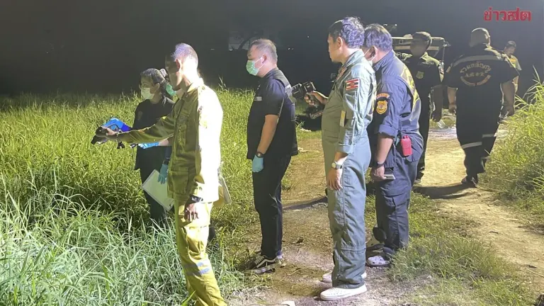 Newborn Girl Found Abandoned in Grass Near Pathum Thani