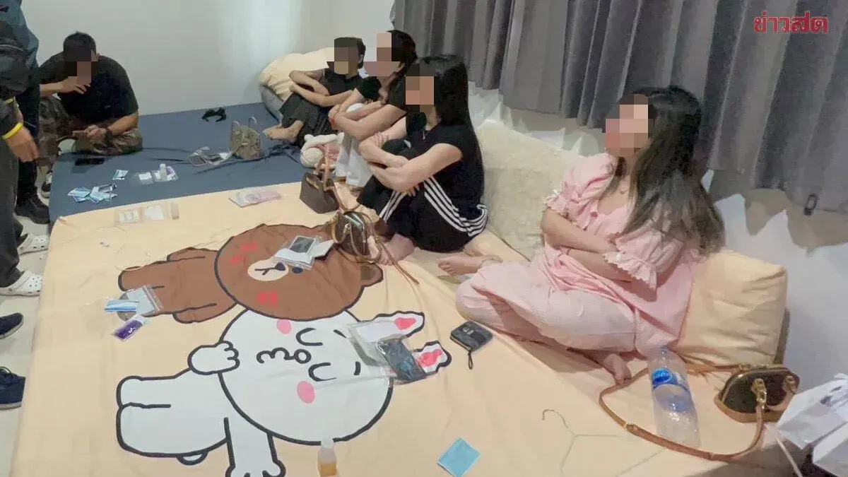 Police Bust Drug Smuggling Ring, Arrest Six Vietnamese Women
