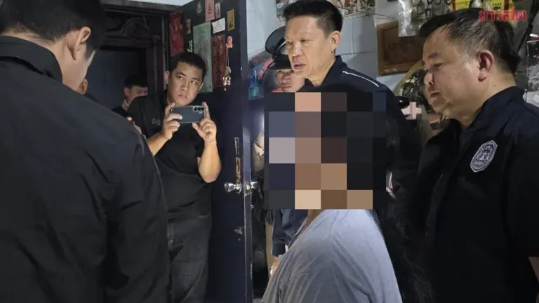 Police Bust Illegal Pink ID Card Scheme in Bangkok