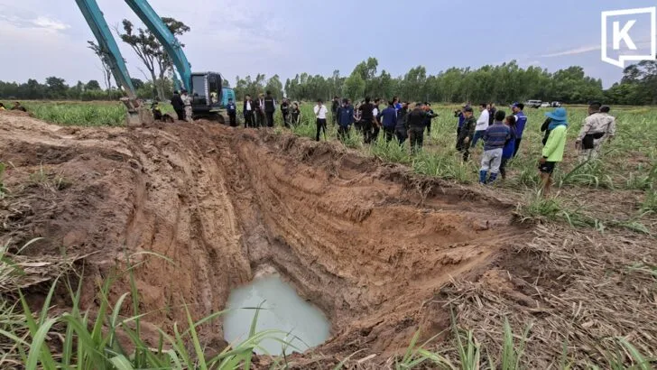 Thai EOD teams clear remaining BM-21 rockets in Surin