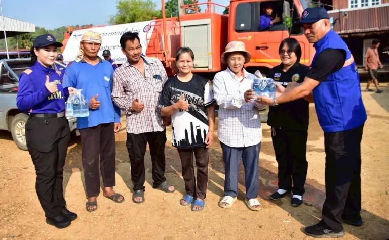 Mobile Development Unit 15 Accelerates Drought Relief Efforts in Huai Khat District with Water Supply to 35 Households