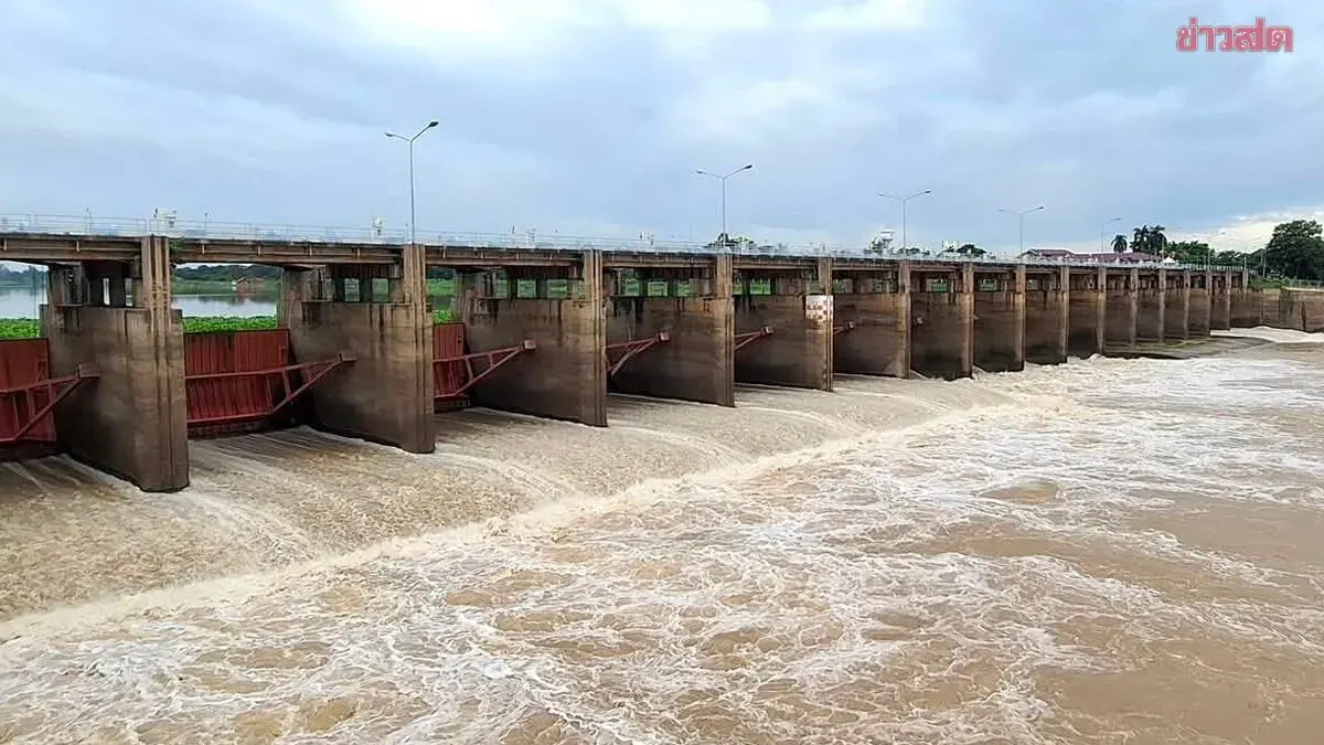 Disaster Agency Coordinates Response to Rising Chao Phraya Levels