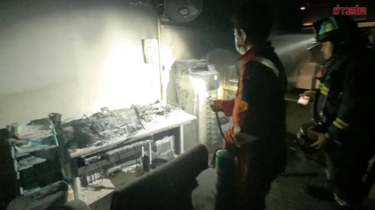 Chaos at Prominent Ayutthaya Hospital as Fire Breaks Out in Lab, Patients and Visitors Evacuated