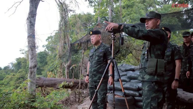 Army Chief of Staff Inspects Sai Yok Border Area, Visits Local Affected by Cambodian Military Encounter