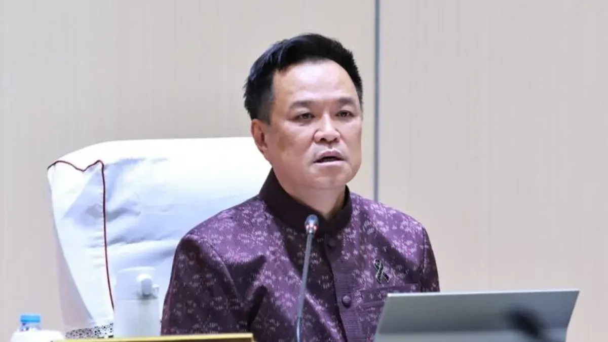 PM Apologizes for Floods, Pledges Faster Drainage and Aid