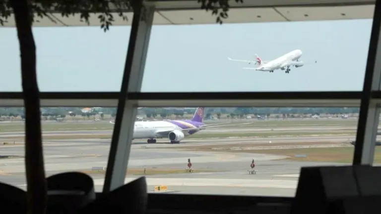 Airlines Say Tourism Fee Plan Not Feasible