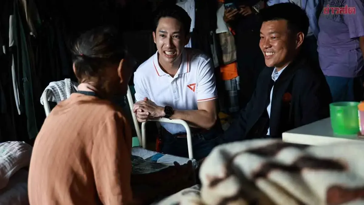 MP Urges Continued Flood Relief Efforts in Bangkok Districts