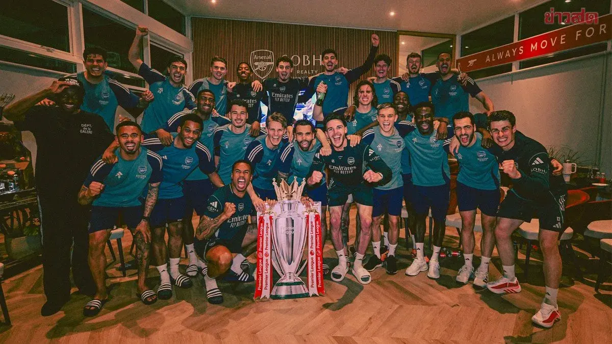 Arsenal Players Celebrate in Style at Training Centre After Clinching Premier League Title