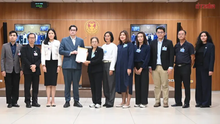 Rights Groups Urge Thailand to Halt Chinese Refugee Deportation