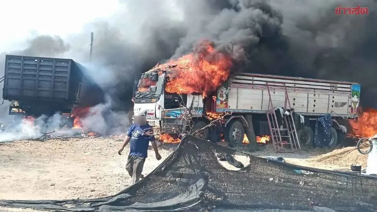 Parking Lot Worker Starts Fire to Cook Rice, Flames Spread to 10-Wheeler Truck, Destroying 3 Vehicles