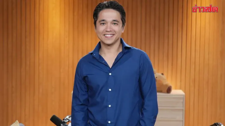 Alex Rendell Feels Truly Grown Up Now That He's a Father, Worries About AI Era Stealing Childhood