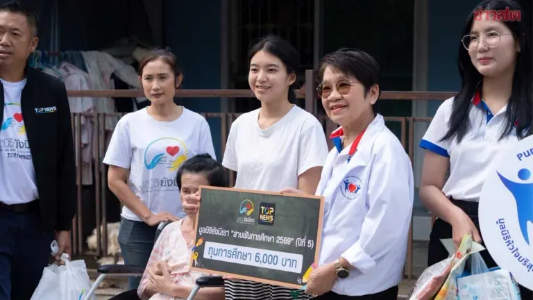 Huajai Borisuddhi Foundation Presents Educational Scholarships to High-Achieving Youth in Chonburi and Chachoengsao