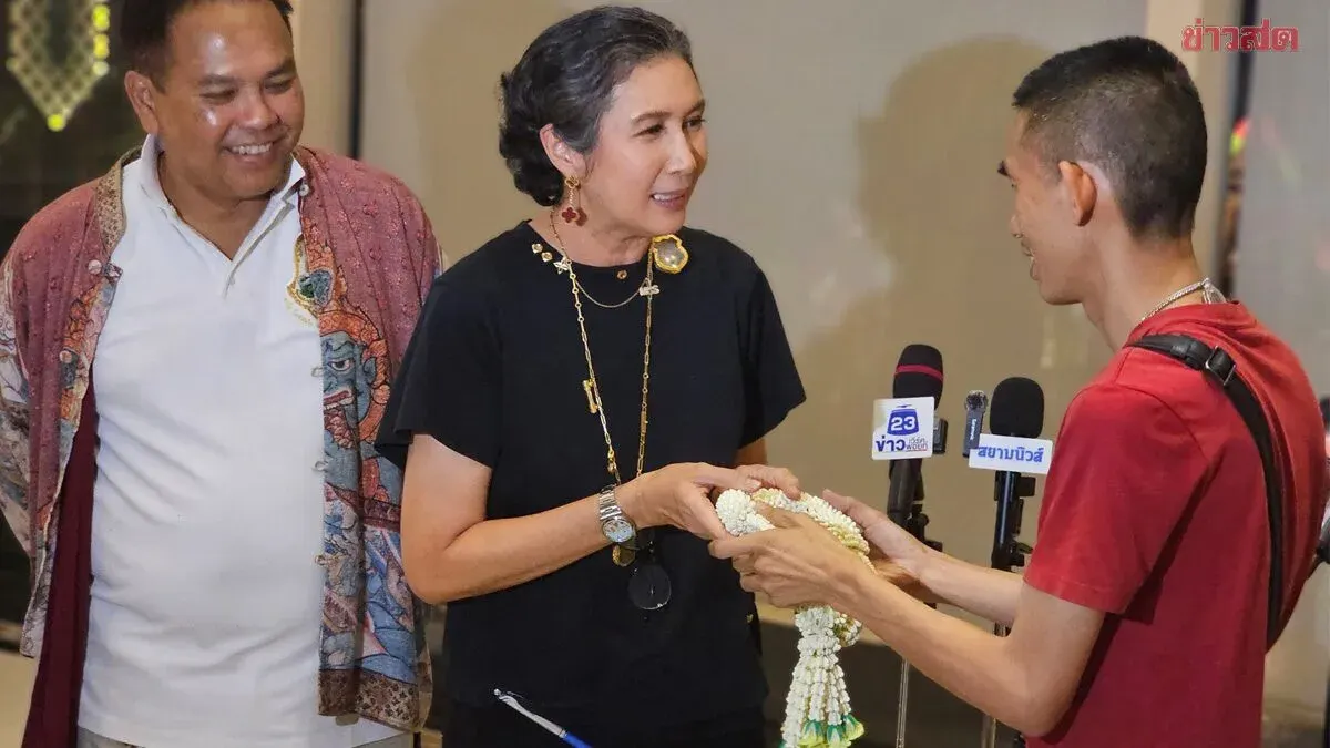 Mahanueng, Amulet Expert, Brings Garland to Apologize to Madame Kaeng, Denies Kidnapping Claims from Multiple TV Appearances